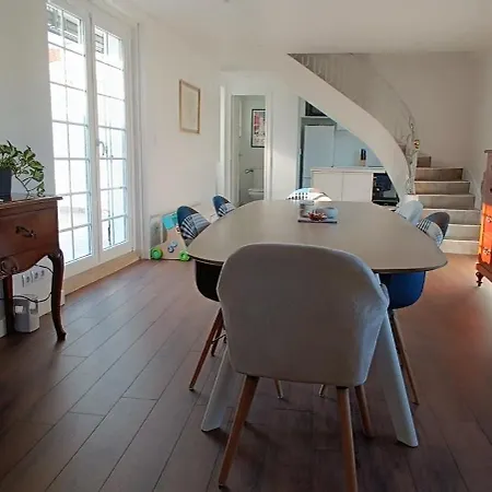 Maison De Avec Grande Terrasse à Caneta Casa vacanze Hendaye